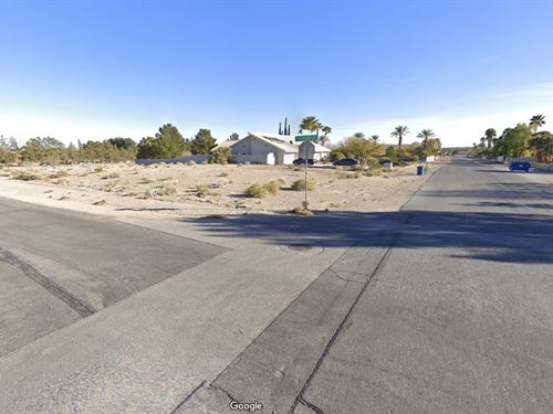 Rare Prime Corner Lot in Las Vegas : Las Vegas : Clark County : Nevada