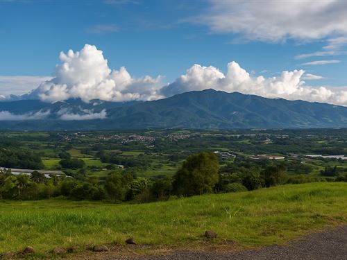 Beautiful Mountain View Quinta : Cartago : Costa Rica