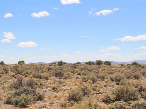 Build Your Home with Mountain Views : Blanca : Costilla County : Colorado