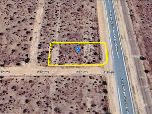 Paved Road Access Lot, $364.85 Down : California City : Kern County : California