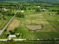 Missouri Country Home and Acreage : Calhoun : Henry County : Missouri