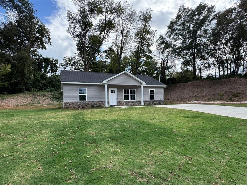 Brand-New Construction 813 Cherry : Lanett : Chambers County : Alabama