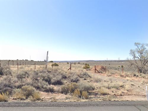 1 Ac Wide Privacy Like Never Before : Sanders : Apache County : Arizona