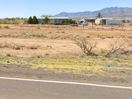Power 0.3 Miles Away and Level Lot : Deming : Luna County : New Mexico