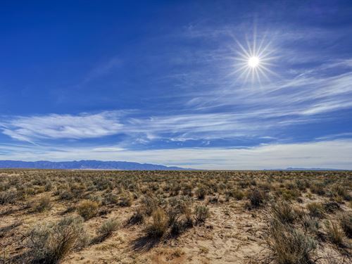 Residential Lot in Developing Area : Los Lunas : Valencia County : New Mexico