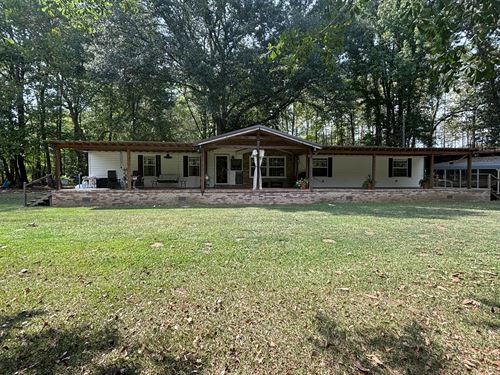 Two Homes On 8.9 Acres In Panola Co : Courtland : Panola County : Mississippi