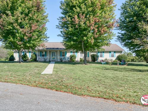 Home, Shop & 4.26 Acres, Extra Lot : Byrdstown : Pickett County : Tennessee