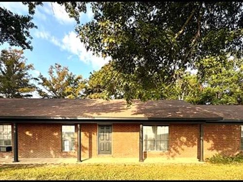 9.32 Acres With a Home in Sunflower : Drew : Sunflower County : Mississippi