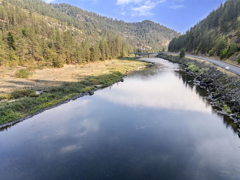 Clearwater River Frontage : Orofino : Clearwater County : Idaho