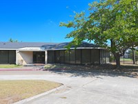 Prime Office or Education Facility : Houston : Harris County : Texas