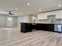 New Construction 2 Bed 2 Bath, Titl : Mountain View : Howell County : Missouri