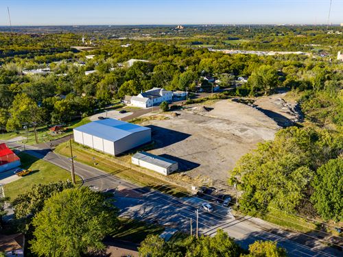 Industrial Building on Acreage : Kansas City : Jackson County : Missouri
