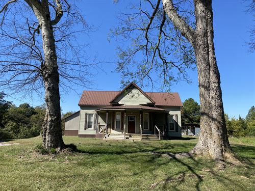 2Br Home with 2 Shops : Olivehill : Hardin County : Tennessee