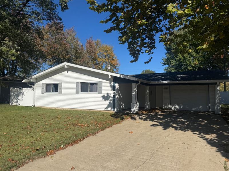 1406 Pinecrest Dr : Brazil : Clay County : Indiana