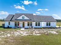 Modern Comfort with Country Living : Live Oak : Suwannee County : Florida