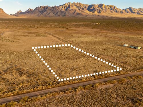Off-Grid Lot in Luna County : Deming : Luna County : New Mexico