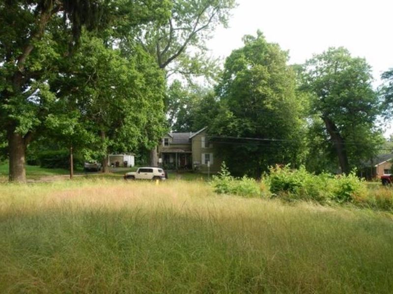 Special.18-Acre Buildable Corner : Albion : Calhoun County : Michigan