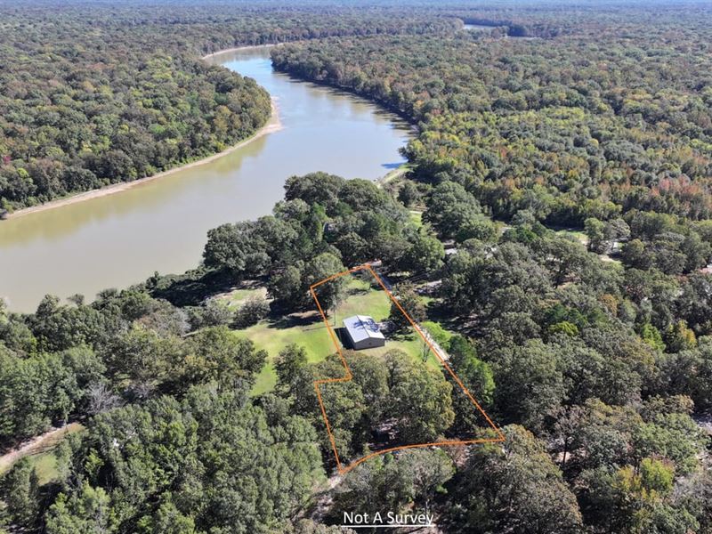Cabin on The Banks of The White Riv : Crocketts Bluff : Arkansas County : Arkansas