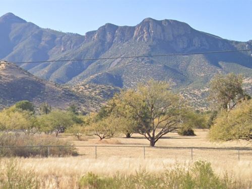 2.09 AC of Premium Desert Serenity : Sierra Vista Southeast : Cochise County : Arizona