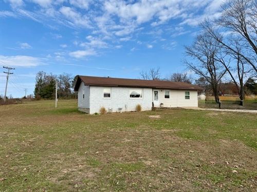 3 Bed 1 & 1/2 Baths Could Easily : Summersville : Texas County : Missouri