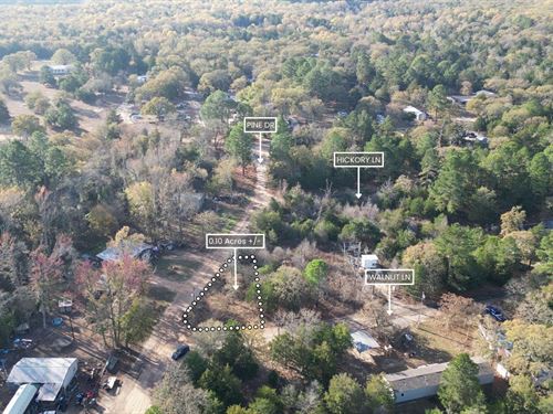 Unrestricted Corner Lot by The Lake : Mineola : Smith County : Texas