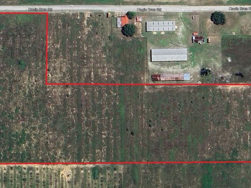 12 Acres of Privacy and Convenience : Frostproof : Polk County : Florida