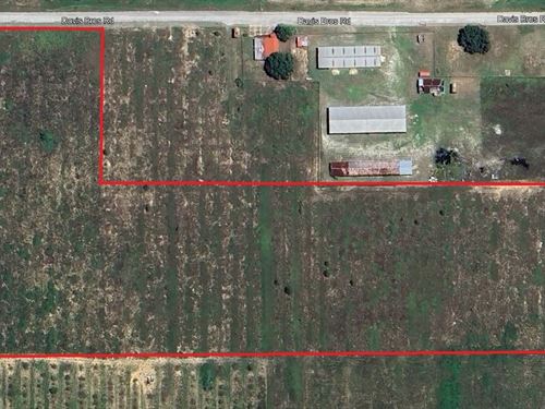 12 Acres of Privacy and Convenience : Frostproof : Polk County : Florida