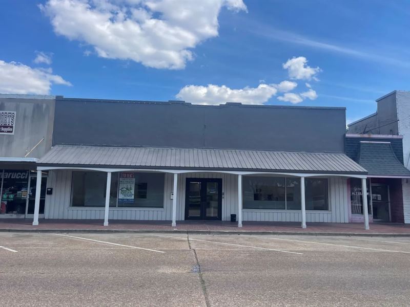 Commercial Building for Lease at 21 : Cleveland : Bolivar County : Mississippi