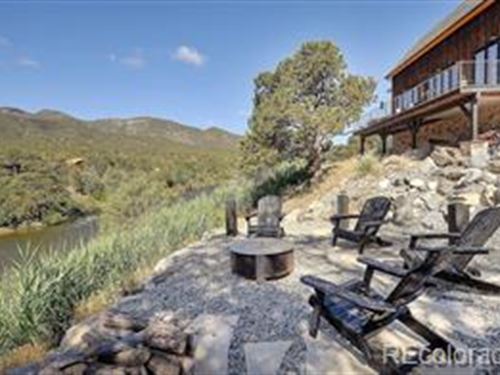 An 1870'S Restored Barn : Salida : Chaffee County : Colorado