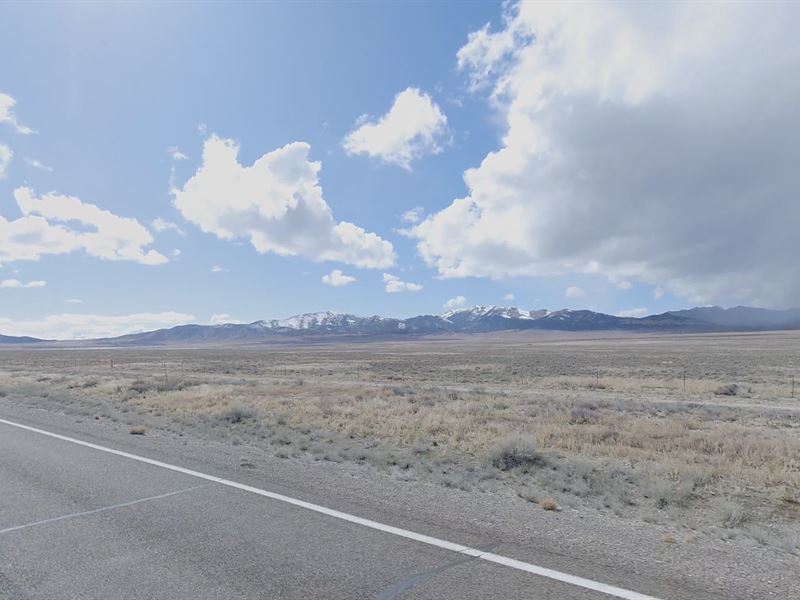 Explore Wide-Open Landscapes : Montello : Elko County : Nevada