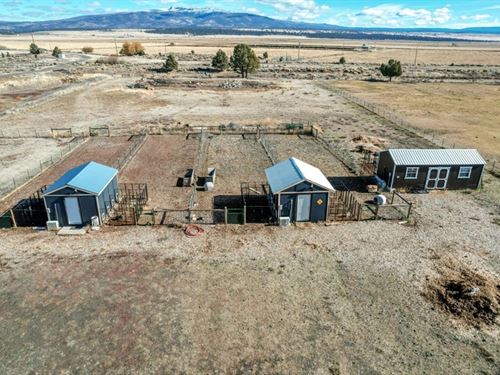 Gated 7 Acres Residence : Bly : Klamath County : Oregon