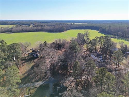 2.05 Acres of Residential Land : Sedley : Southampton County : Virginia