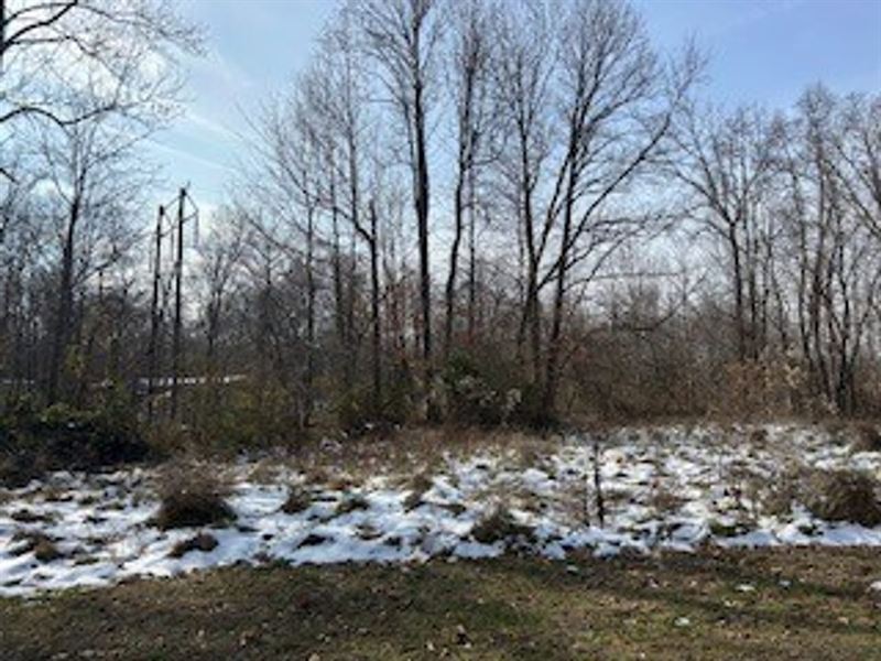 Lot for Sale in Woodfield Subdiviso : Brazil : Clay County : Indiana