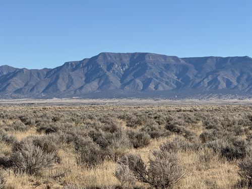 Quiet 5 Acre Desert Escape : Los Lunas : Valencia County : New Mexico