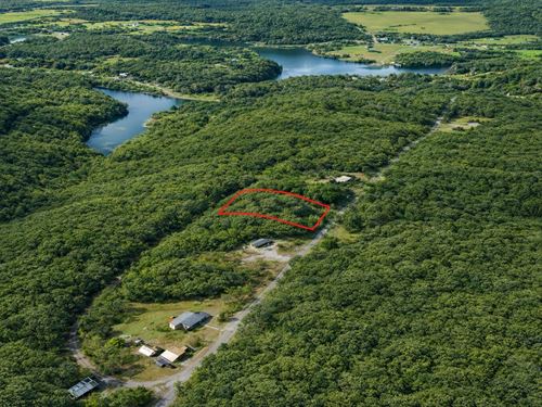 .33 Acre 2-Street Access : Crossville : Cumberland County : Tennessee