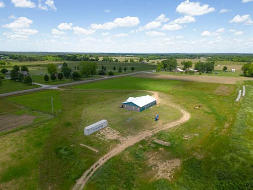 A Home on 3 Acres in Lafayette Coun : Abbeville : Lafayette County : Mississippi