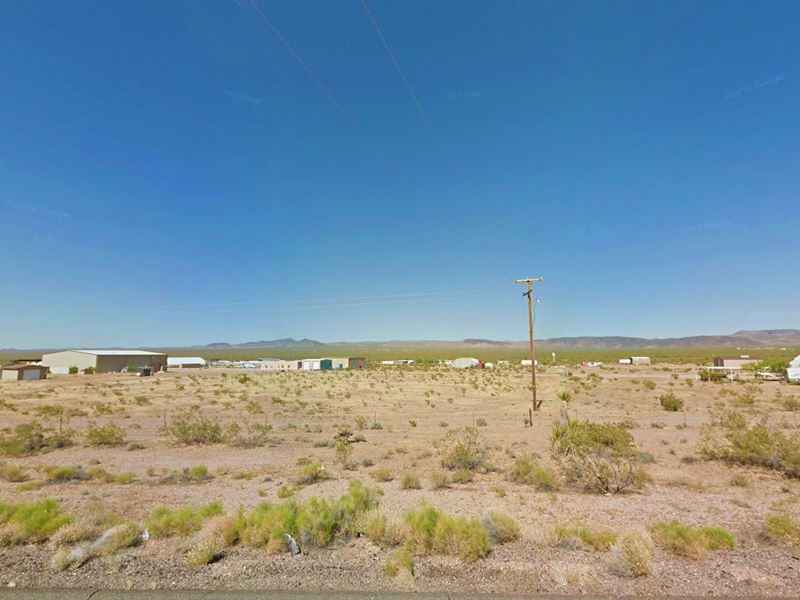 1 Acre, Power Pole, $175/Mo : Meadview : Mohave County : Arizona