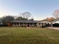 Home in Washington County at 304 Sy : Leland : Washington County : Mississippi