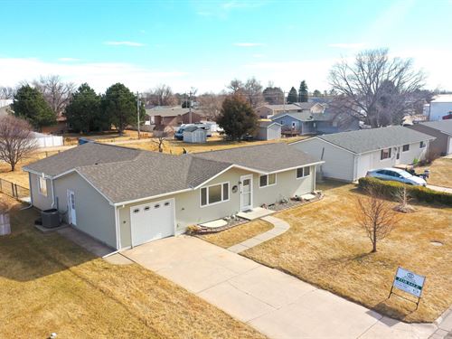 1520 Court St : Imperial : Chase County : Nebraska