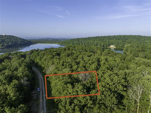 6 Min Walk to The Boat Launch : Horseshoe Bend : Izard County : Arkansas