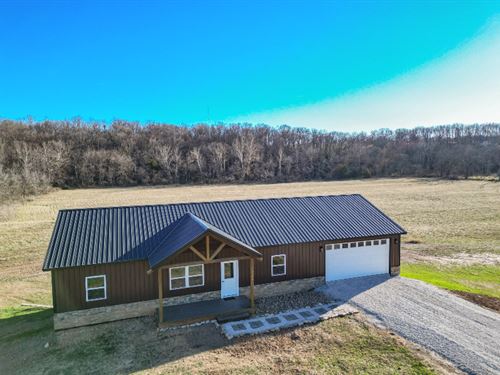 New Custom Home with Acreage : Mansfield : Wright County : Missouri