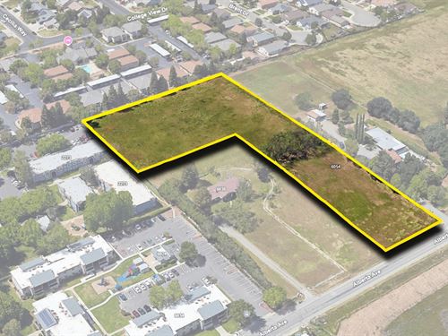 Space to Build, Minutes to Town : Marysville : Yuba County : California