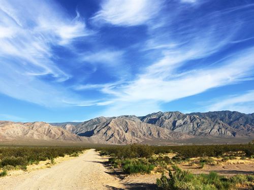 Wide-Open Space with Scenic Views : El Morro Valley : Cibola County : New Mexico
