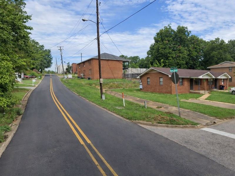 .18 Acres for Sale in Northport, A : Northport : Tuscaloosa County : Alabama