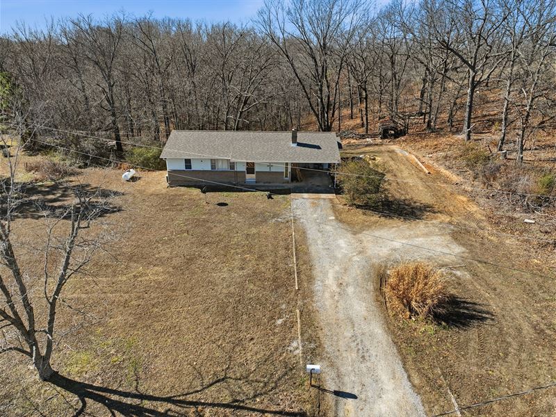 Spacious Home in Gainesville, MO : Gainesville : Ozark County : Missouri