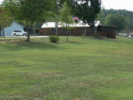 Hwy 49 South-Home with Acreage : Lineville : Clay County : Alabama