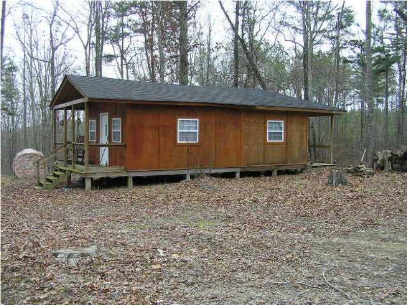 Cabin in The Woods : Soddy Daisy : Hamilton County : Tennessee
