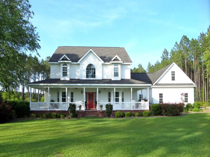 Elite Home On 6 Acres : Jesup : Wayne County : Georgia