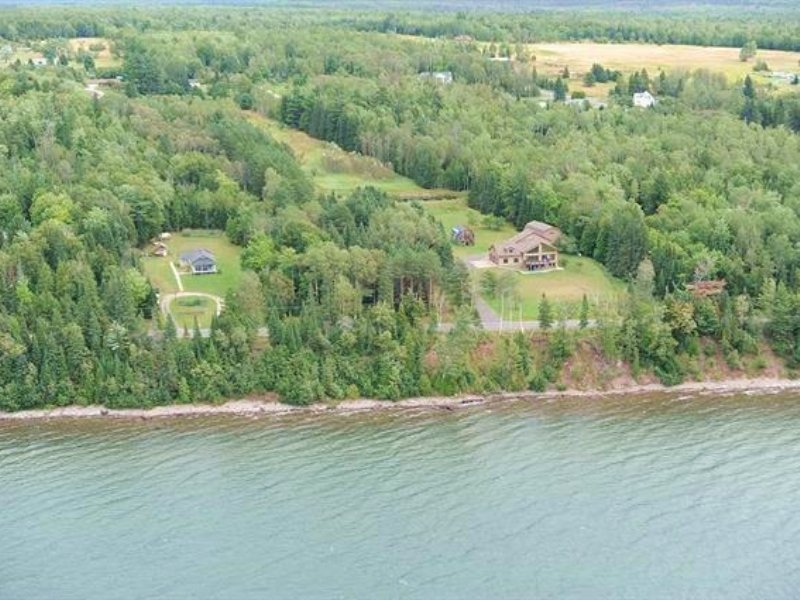 16421 Bayshore, L'anse : L'anse : Baraga County : Michigan