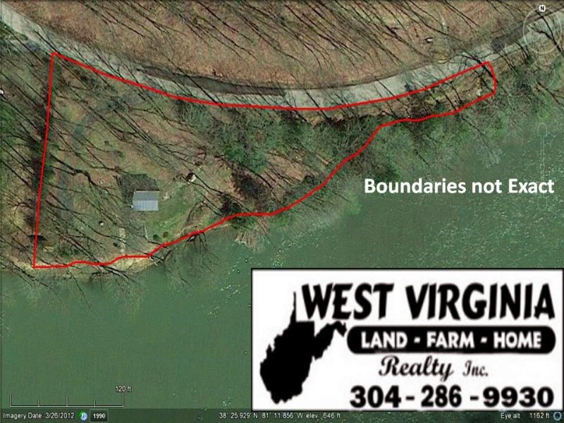 Nice Cabin On The Elk River : Procious : Clay County : West Virginia